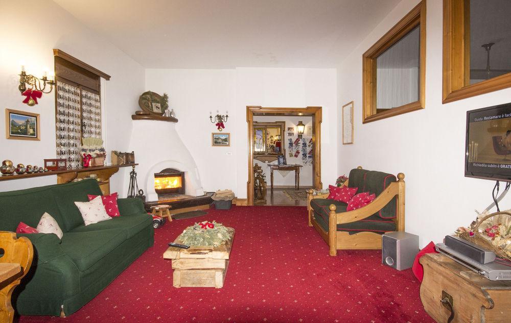 Hotel Al Larin Cortina d'Ampezzo Luaran gambar