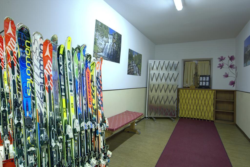 Hotel Al Larin Cortina d'Ampezzo Luaran gambar