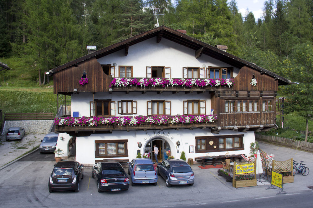 Hotel Al Larin Cortina d'Ampezzo Luaran gambar