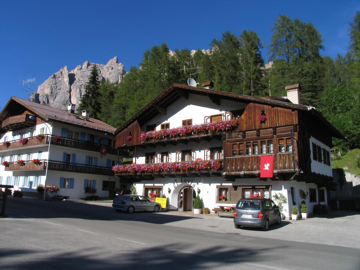 Hotel Al Larin Cortina d'Ampezzo Luaran gambar